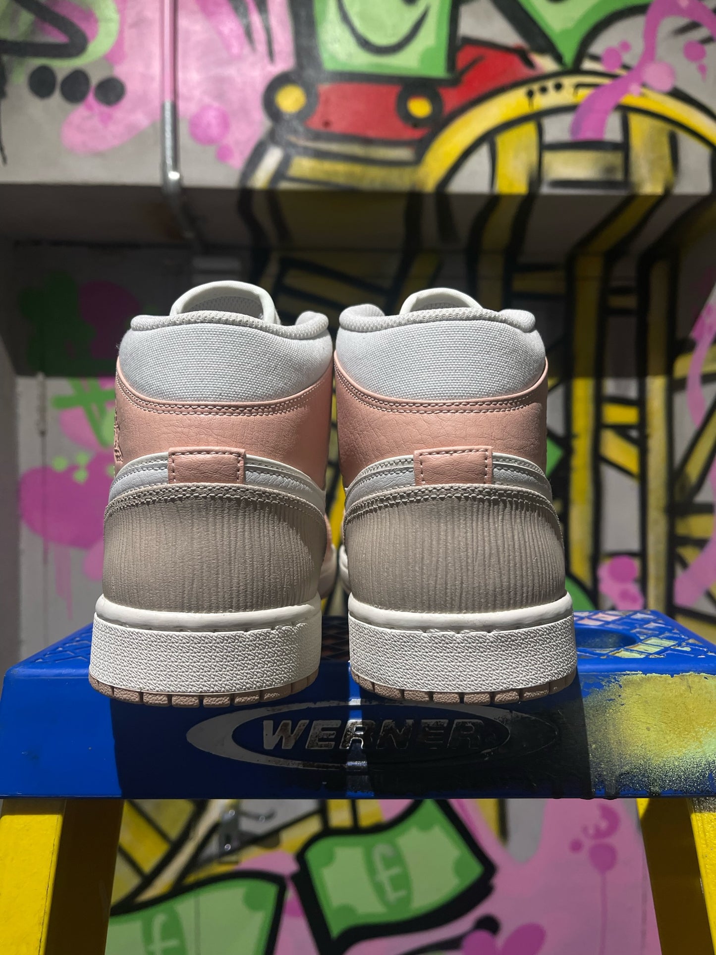 AIR JORDAN 1 MID MILAN