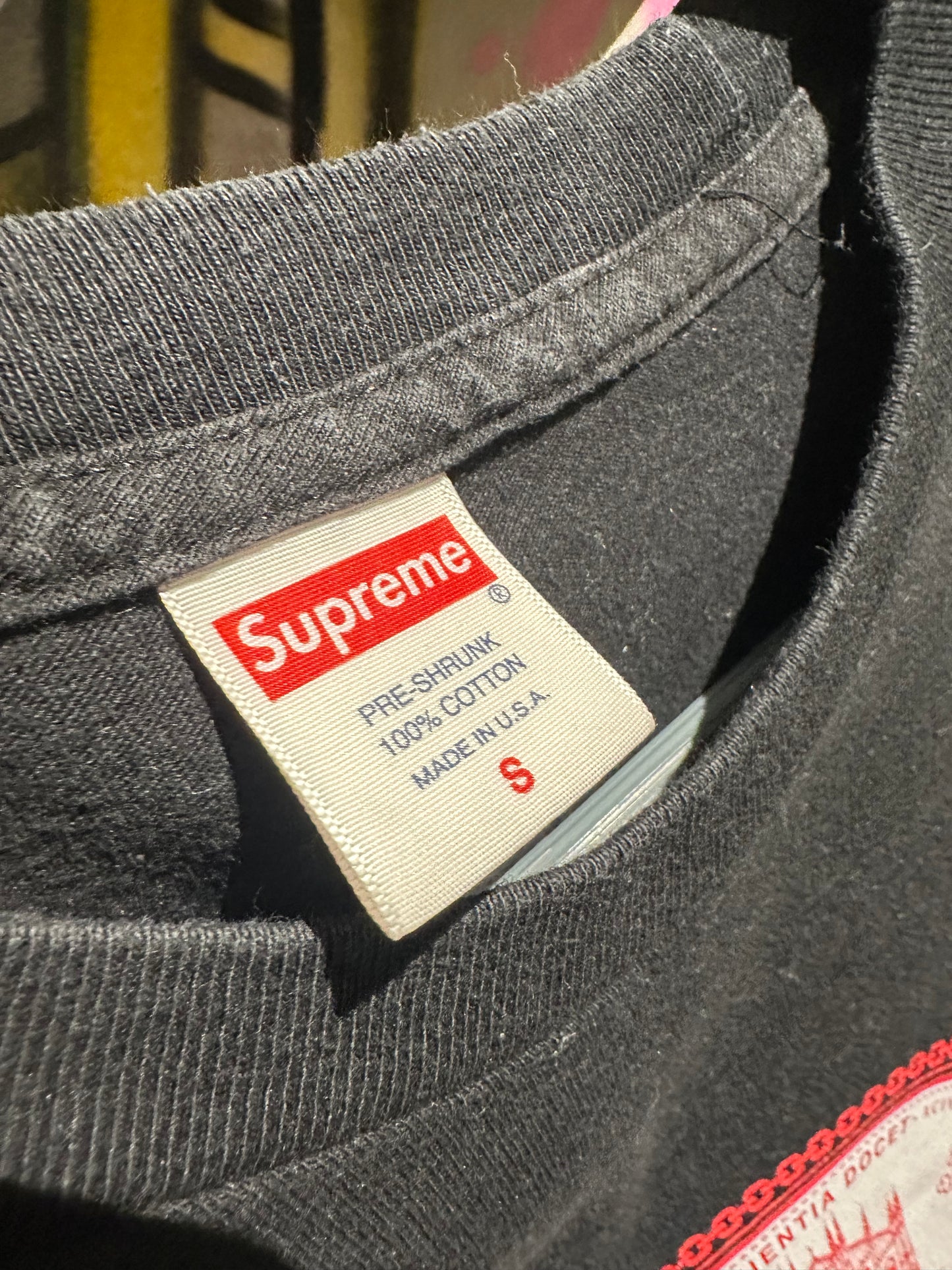 SUPREME CASTLE TEE