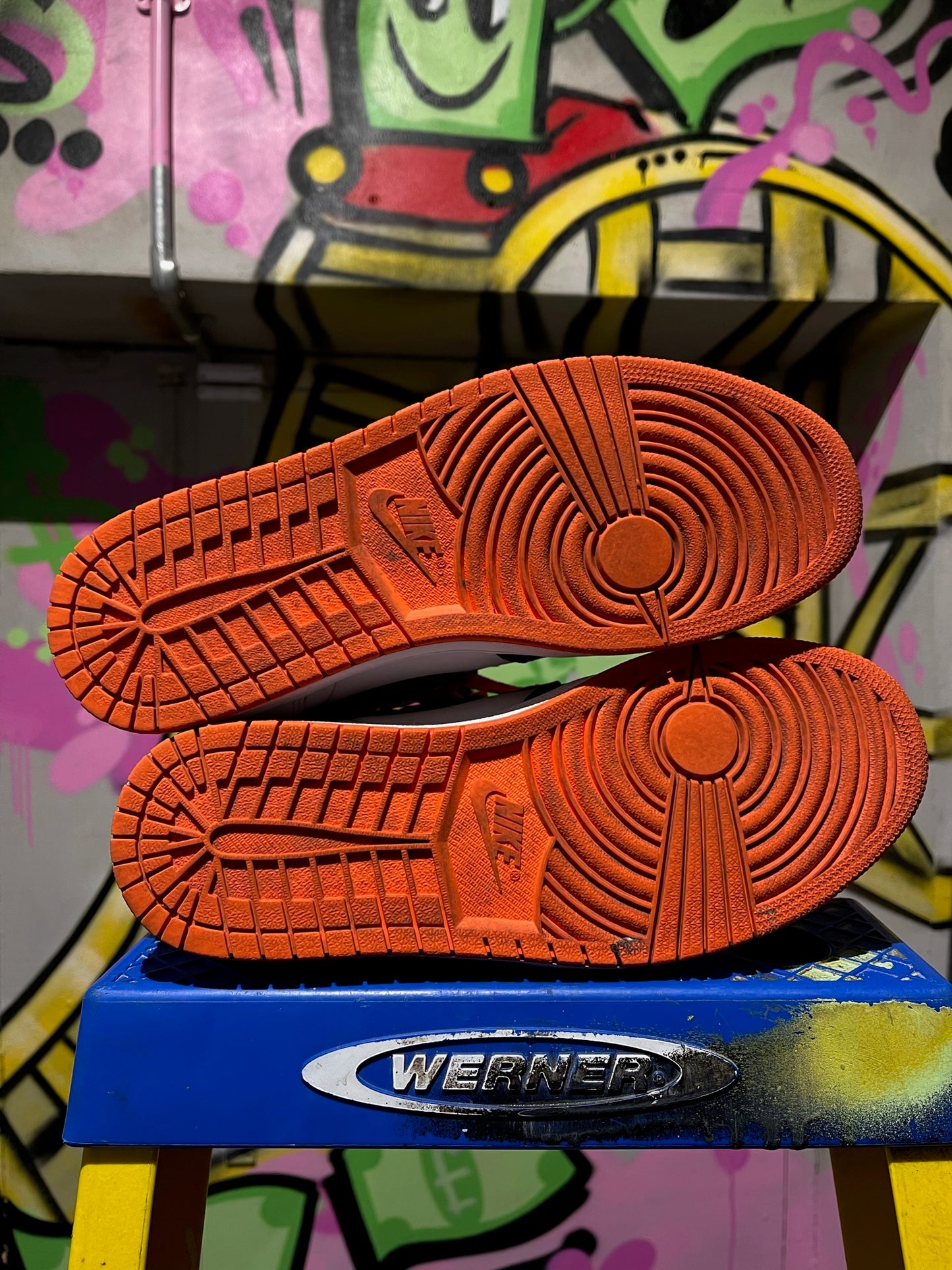 AIR JORDAN 1 RETRO HIGH OG ELECTRIC ORANGE