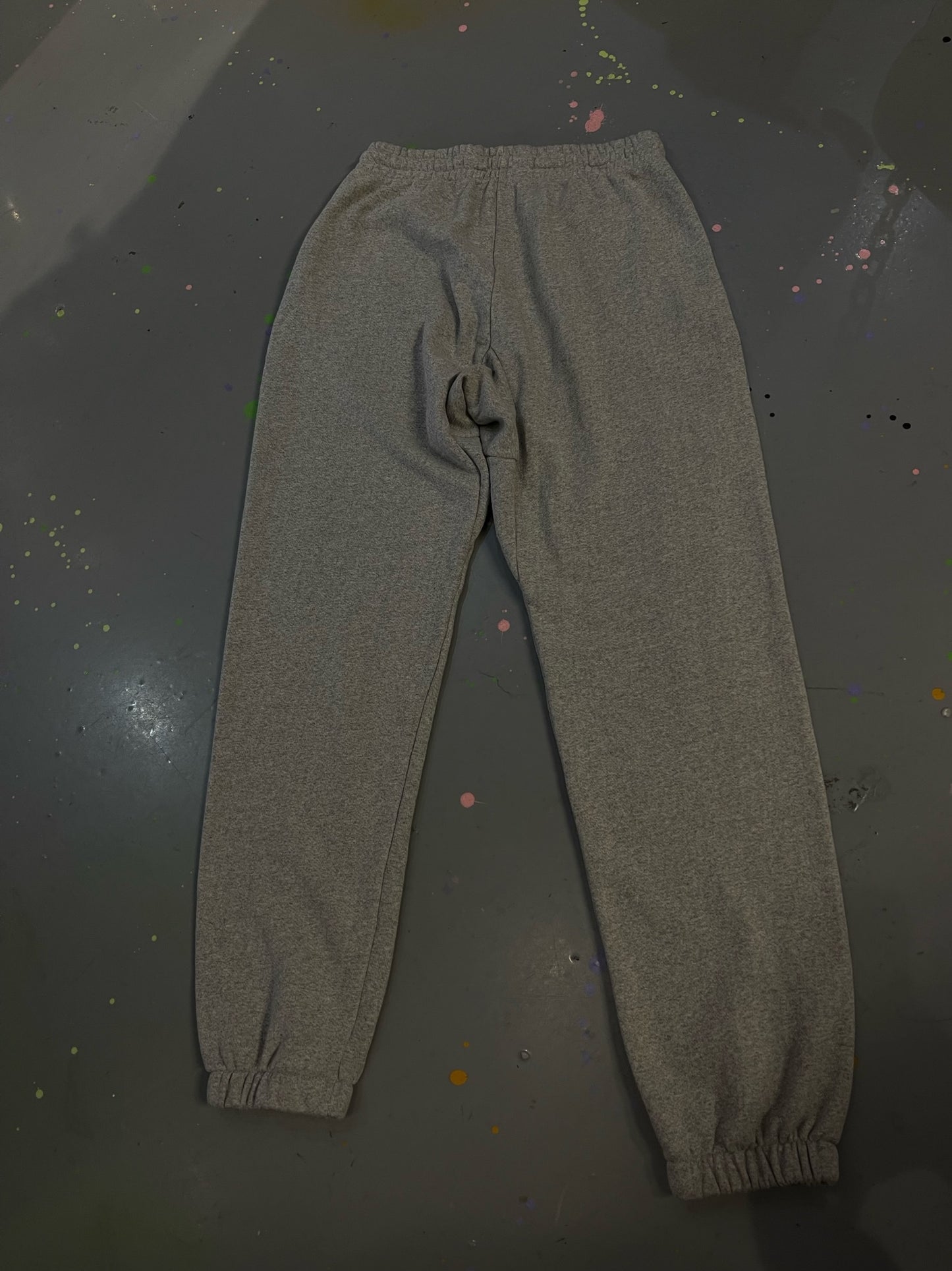 DENIM TEARS SWEATPANTS GREY