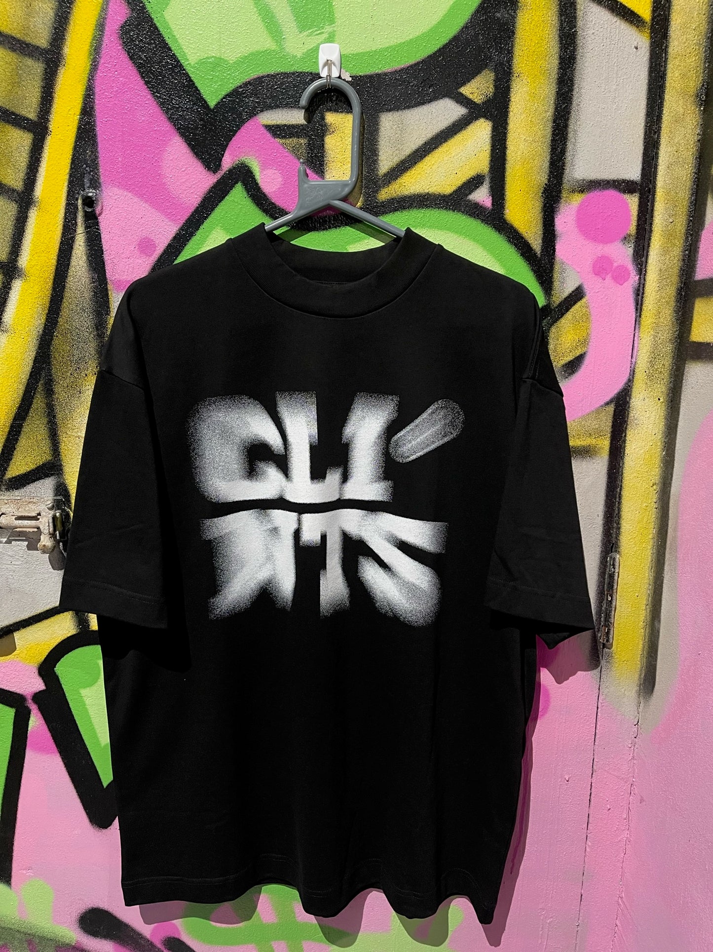 CLINTS LOGO T SHIRT