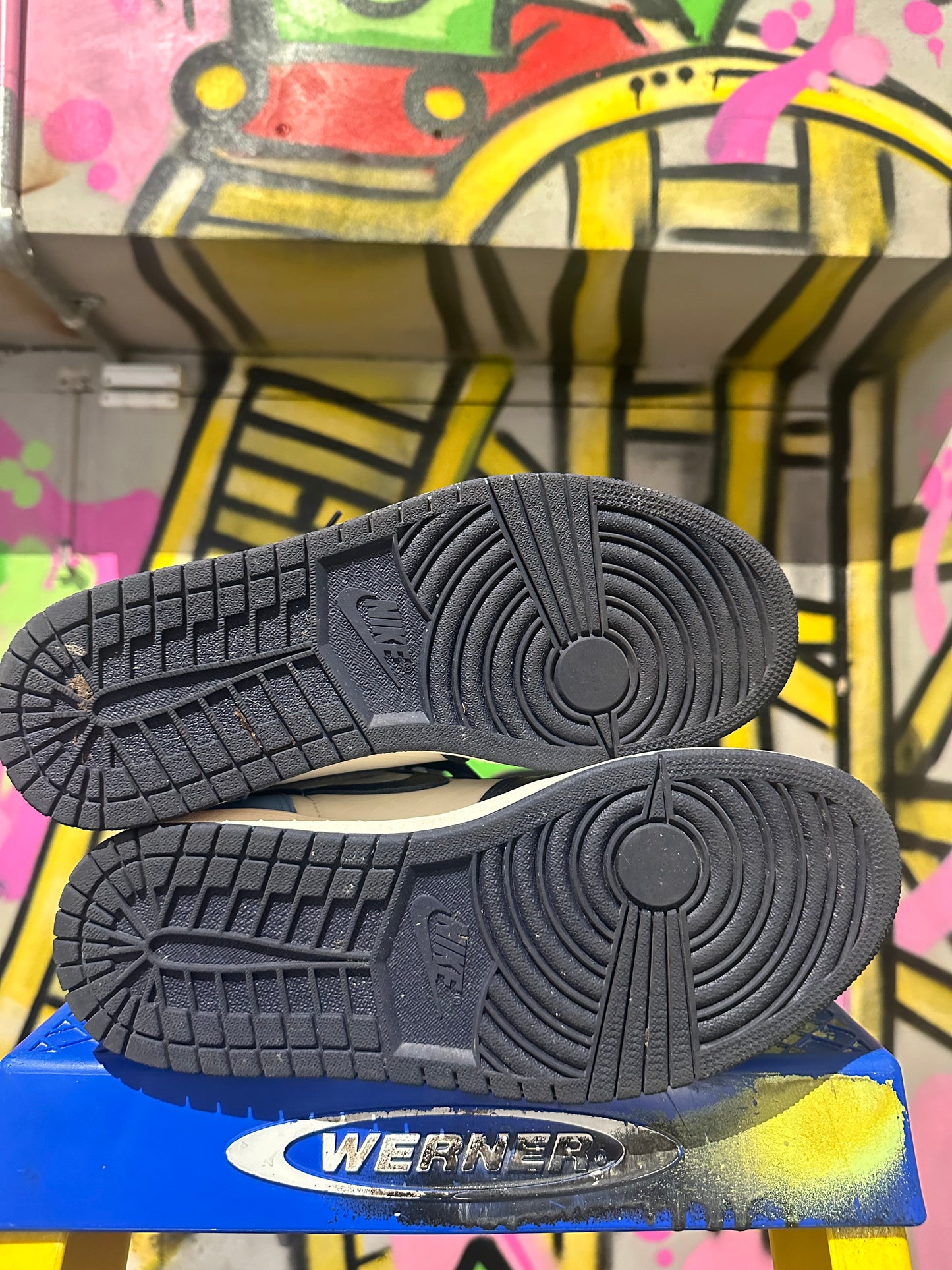 Jordan 1 High Obsidian