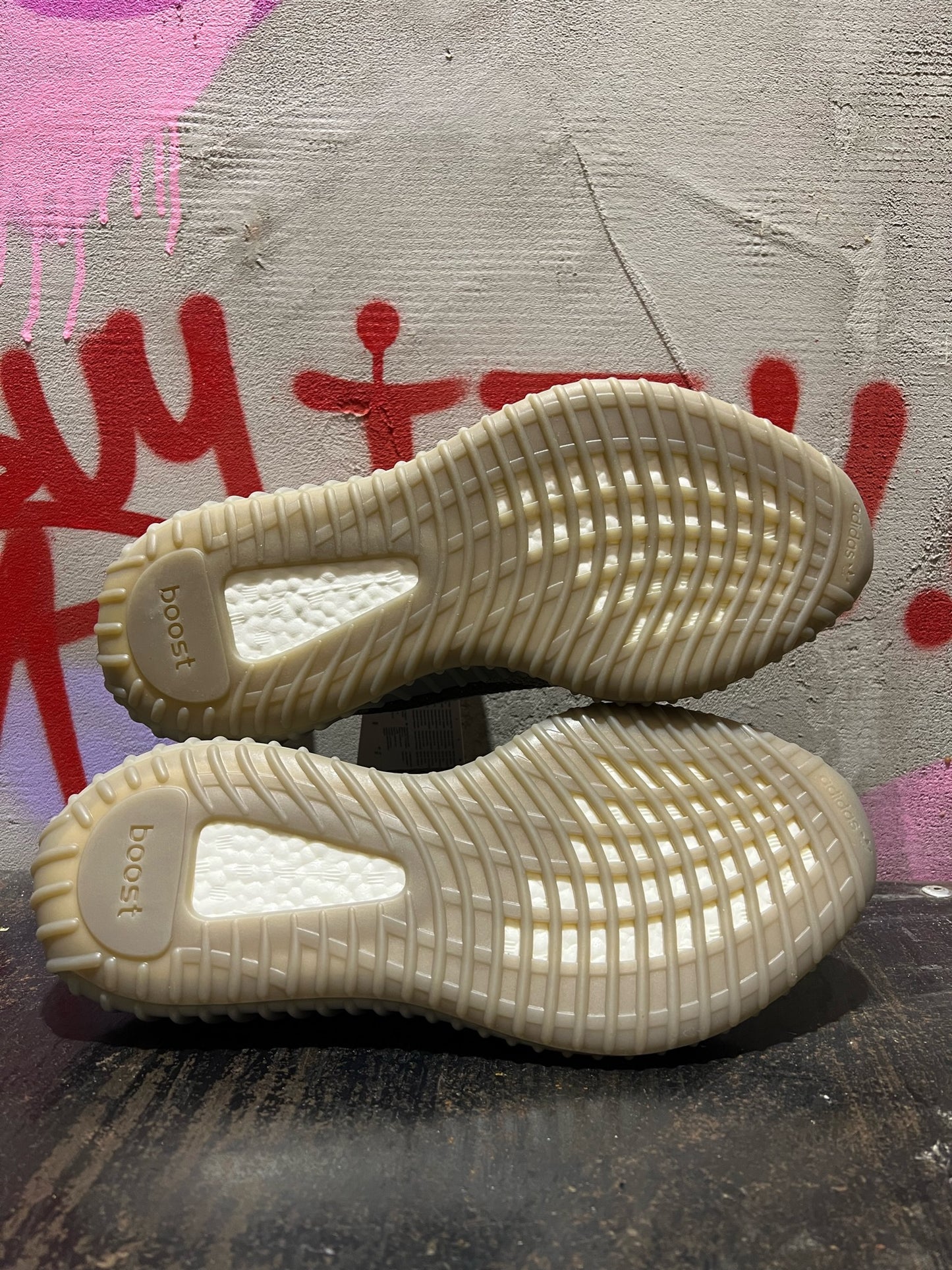 YEEZY BOOST V2 ASH STONE