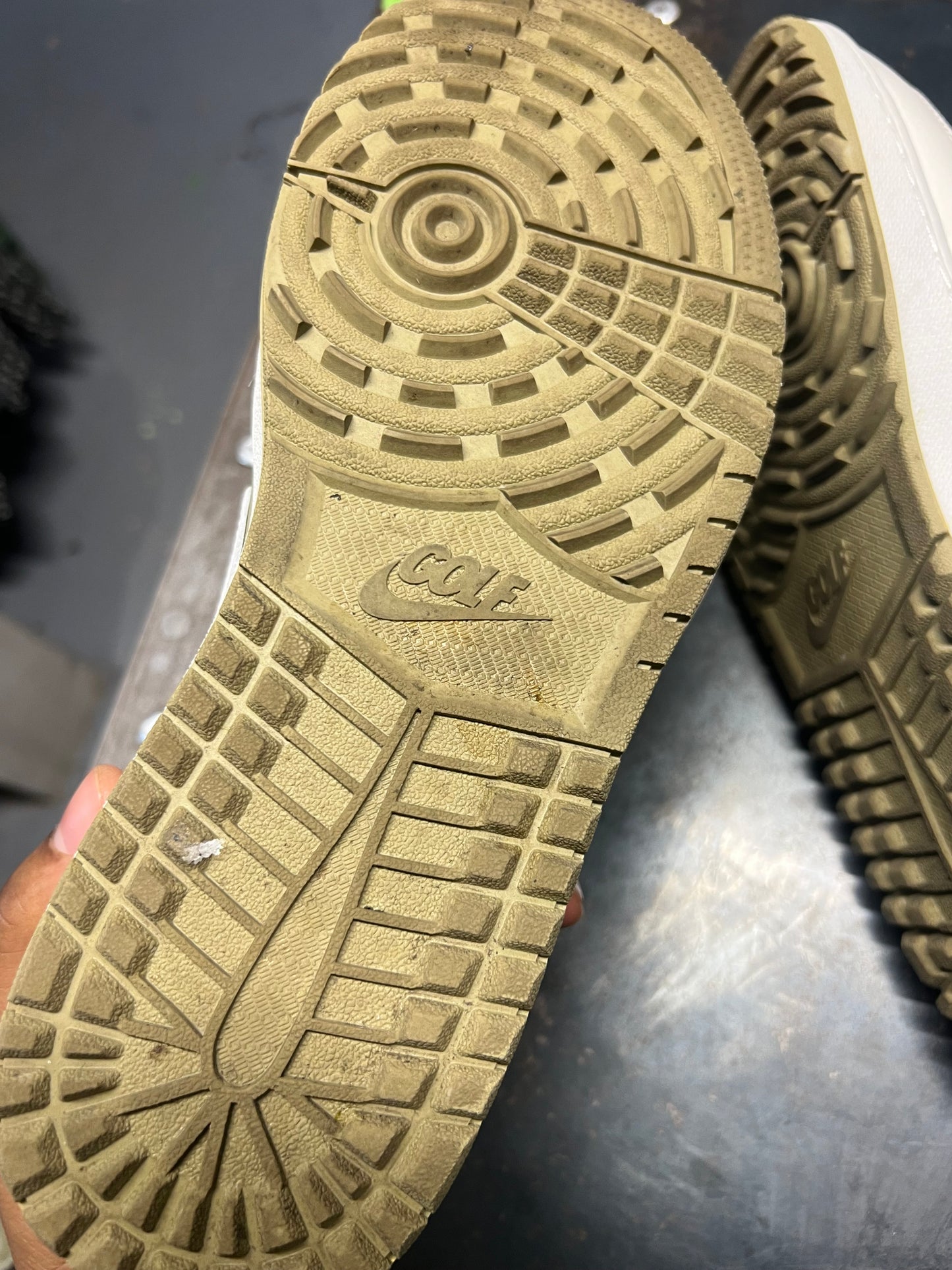 TRAVIS SCOTT JORDAN 1 golf