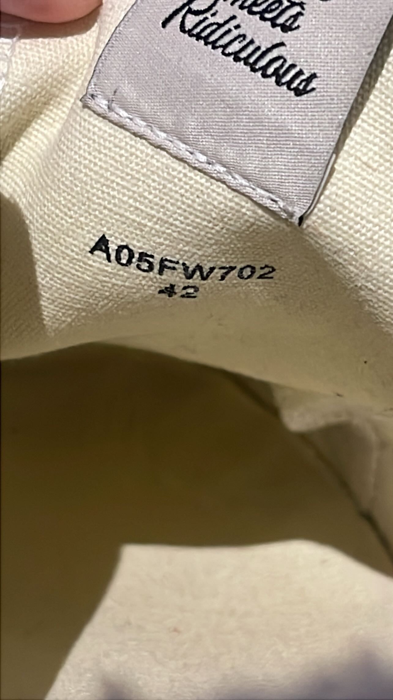 Maison Mihara shoes