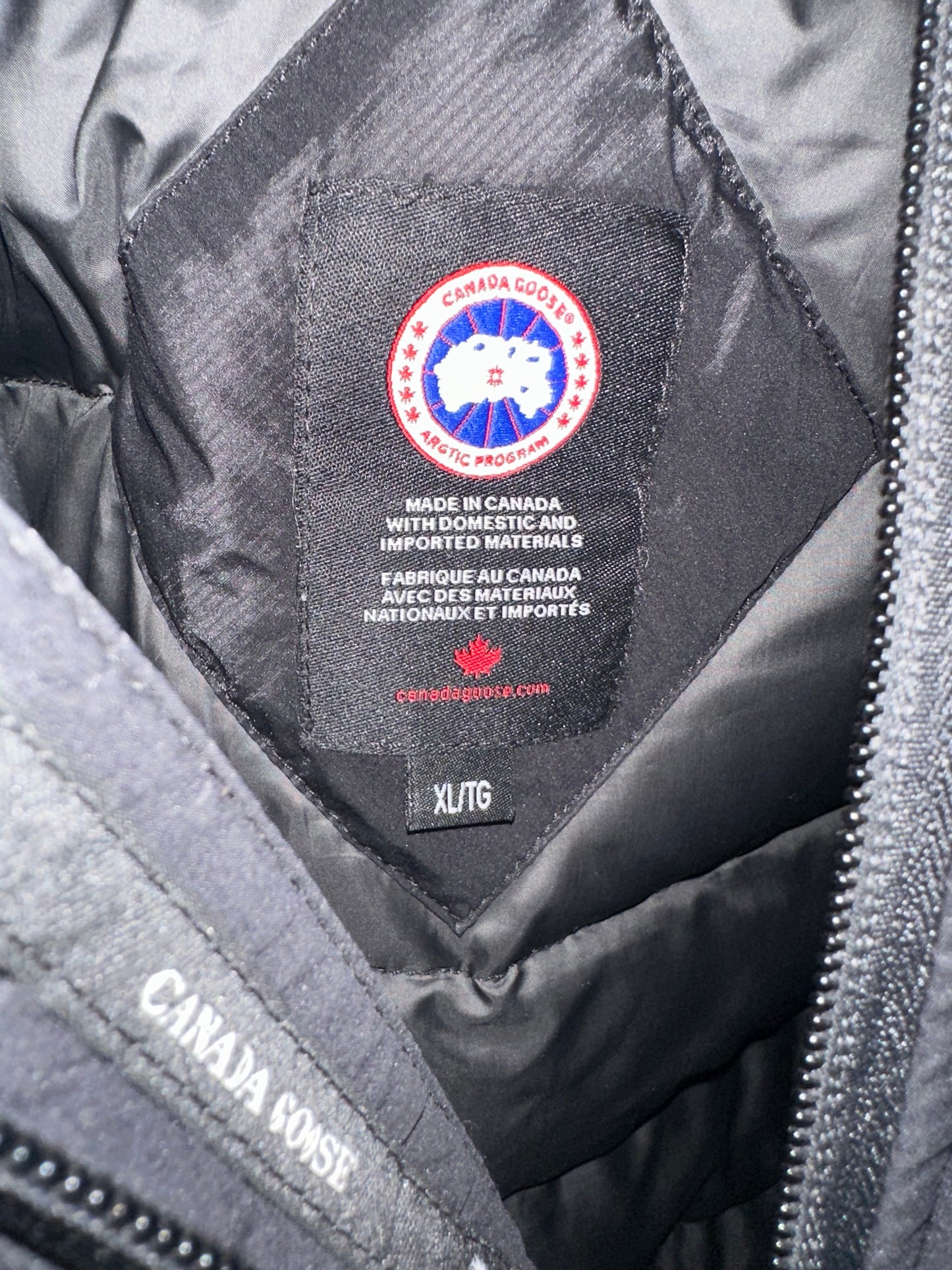 CANADA GOOSE LIGHTWEIGHT JACKET