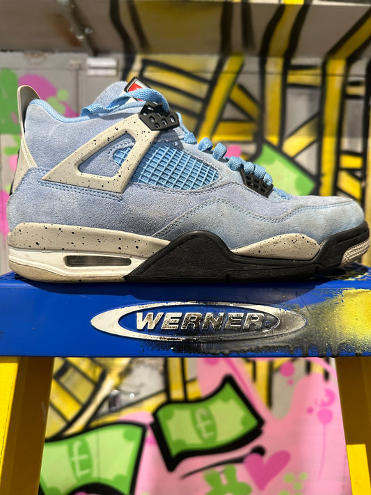 Jordan 4 UNC
