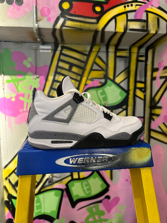 AIR JORDAN 4 CEMENT