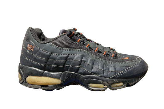 NIKE AIR MAX 95 BLACK COMET RED BRED SUEDE ATMOS 1