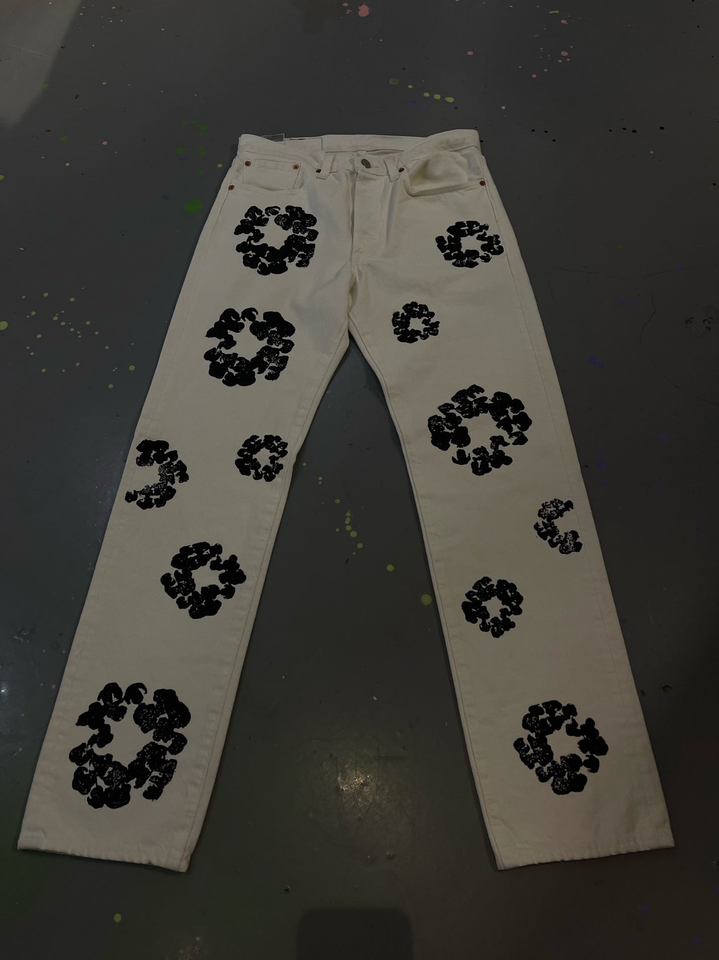 DENIM TEARS JEANS WHITE