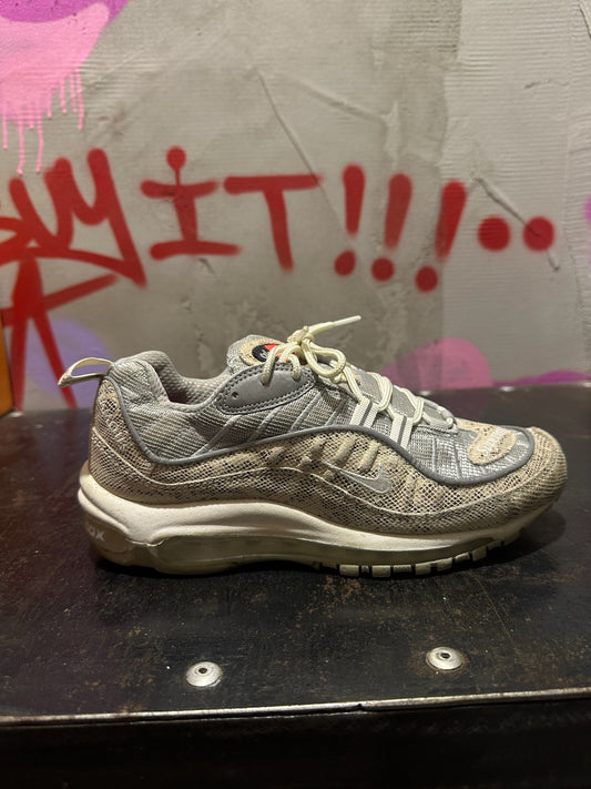 NIKE X SUPREME AIR MAX 98