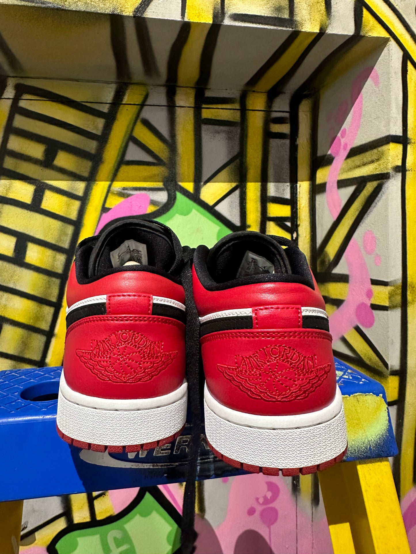 Jordan 1 Low Black Tow