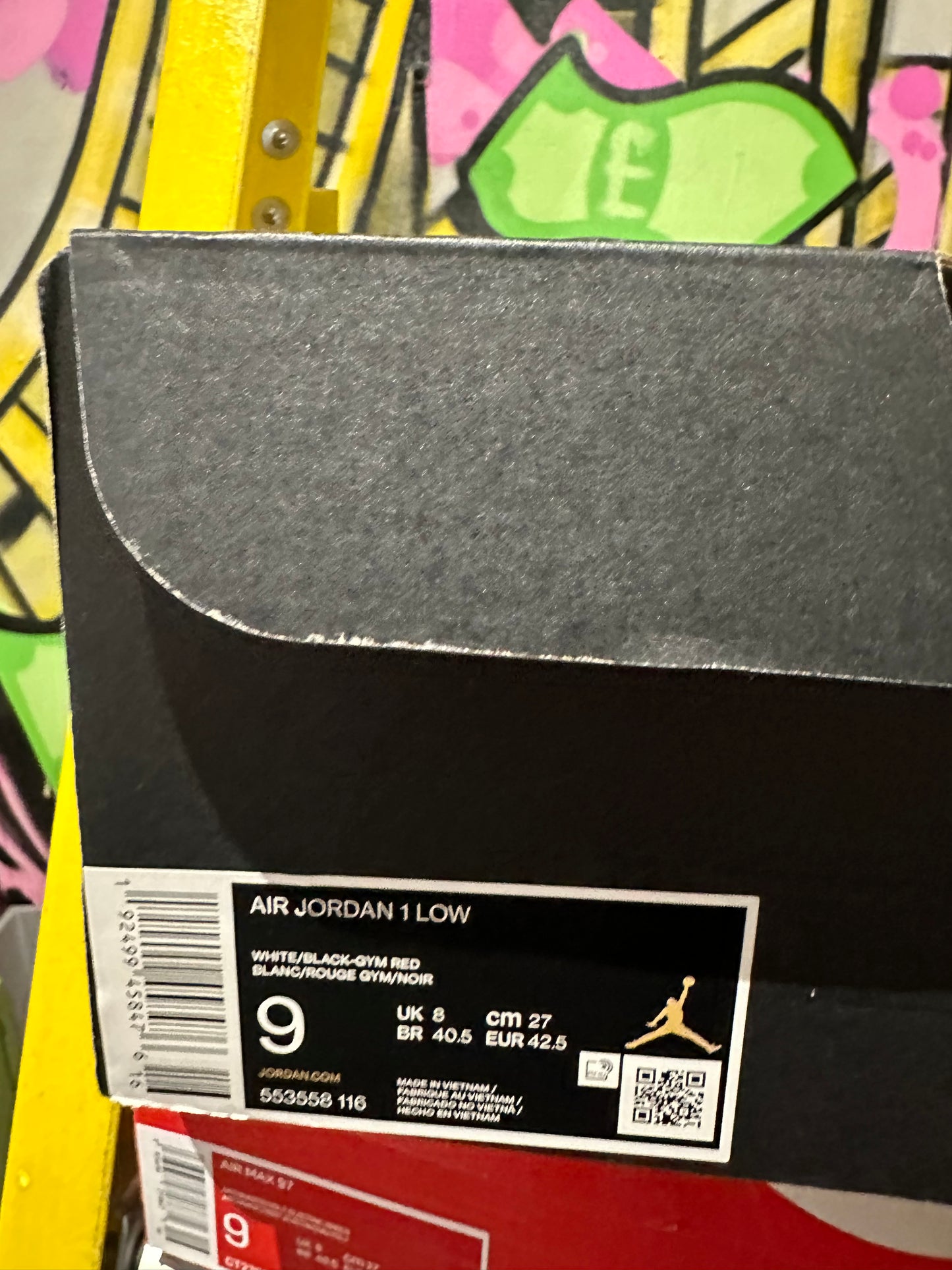 Jordan 1 Low Black Tow