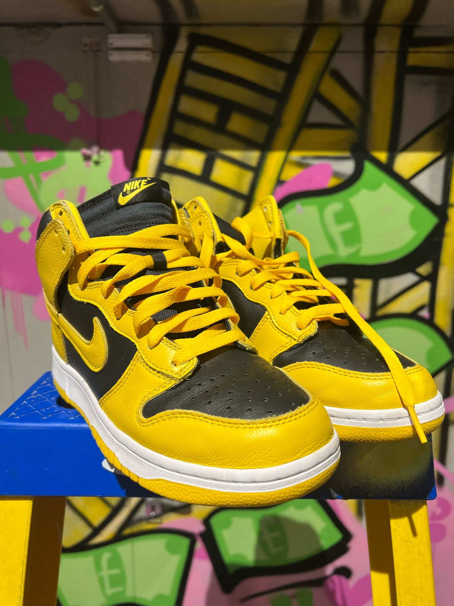 NIKE DUNK HI SP 'VARSITY MAIZE'