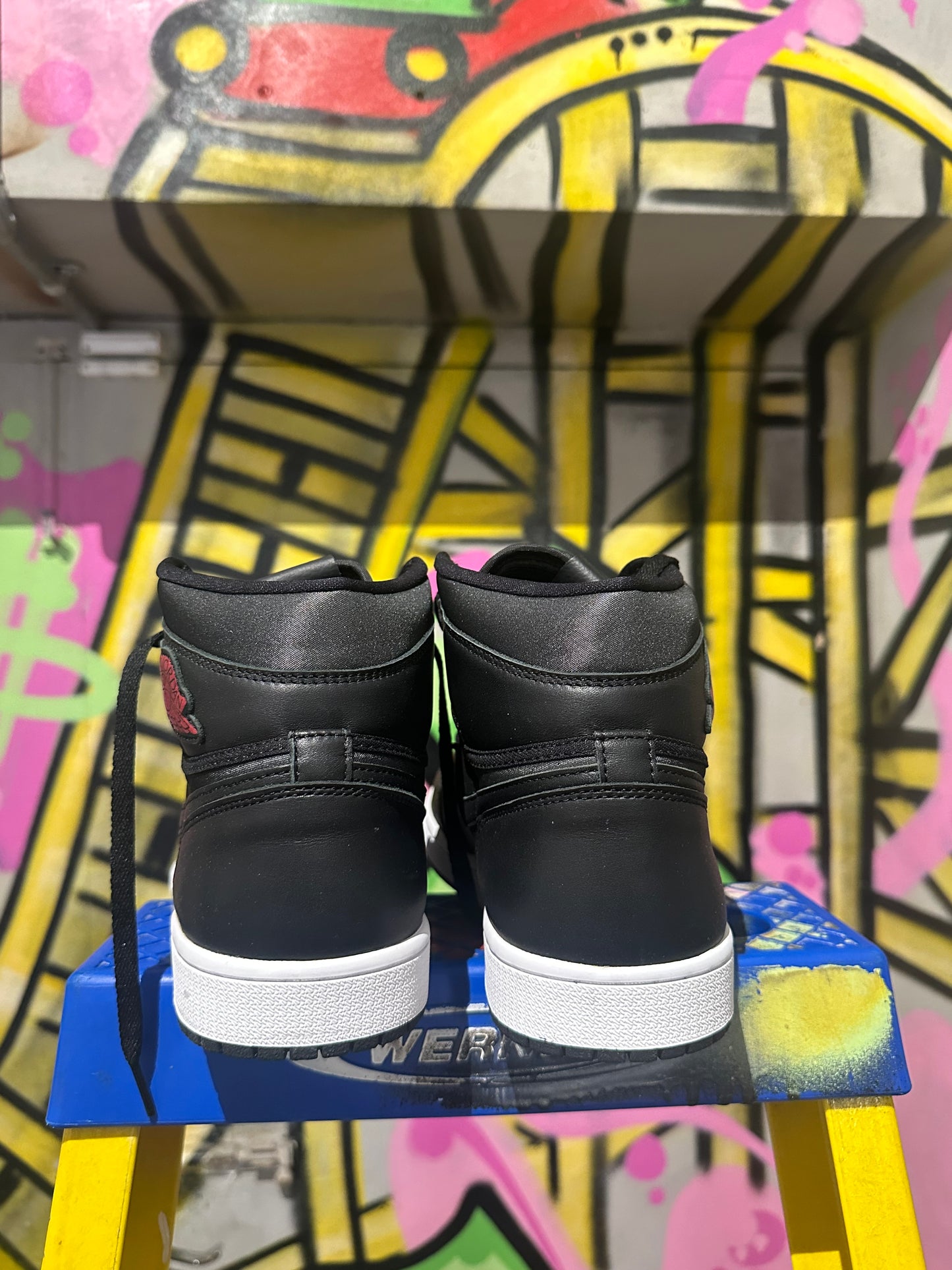 Jordan 1 High Black/Red