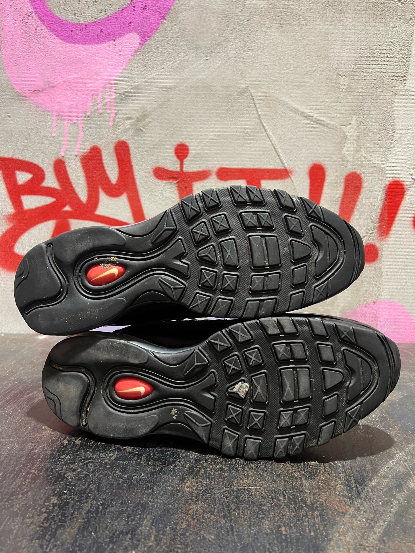 NIKE AIR MAX 98 SUPREME BLACK