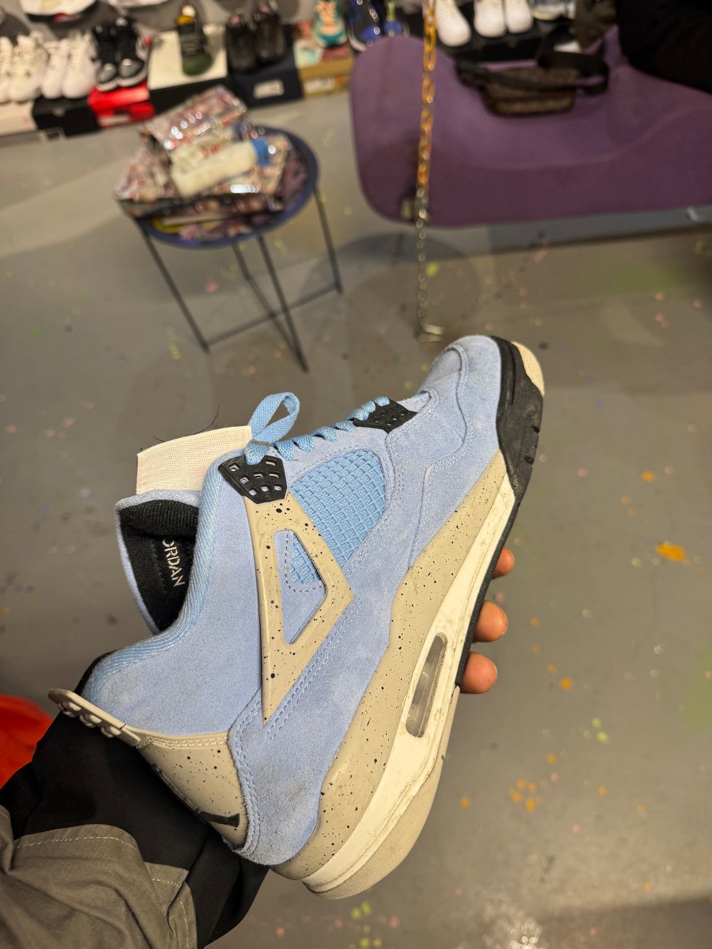 JORDAN 4 UNIVERSITY 4