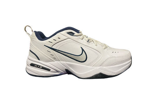 NIKE AIR MONARCH IV