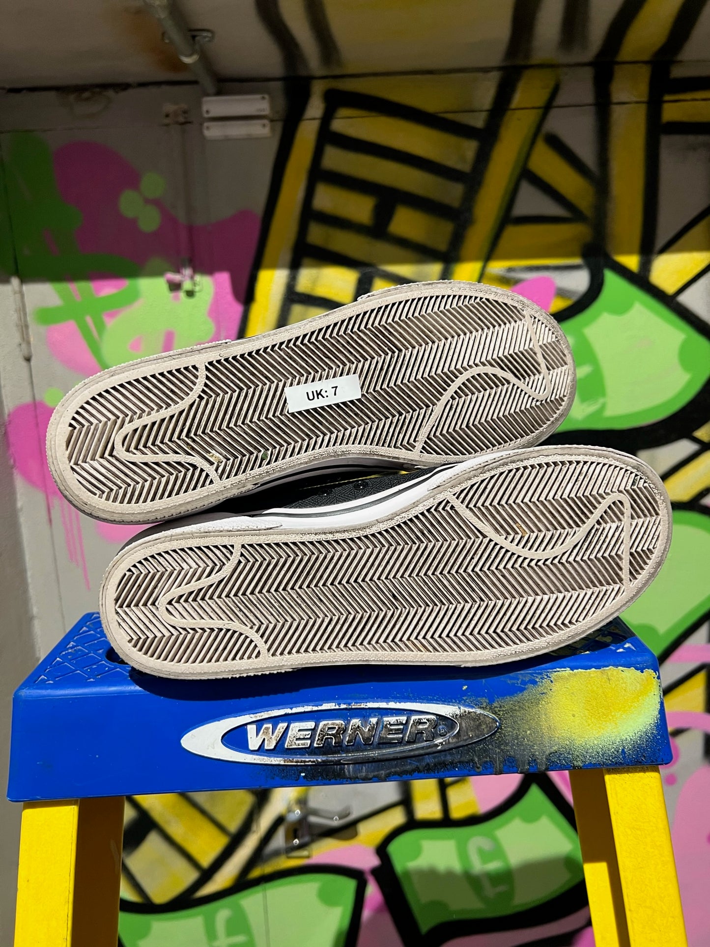 NIKE SB GTS QS X SUPREME