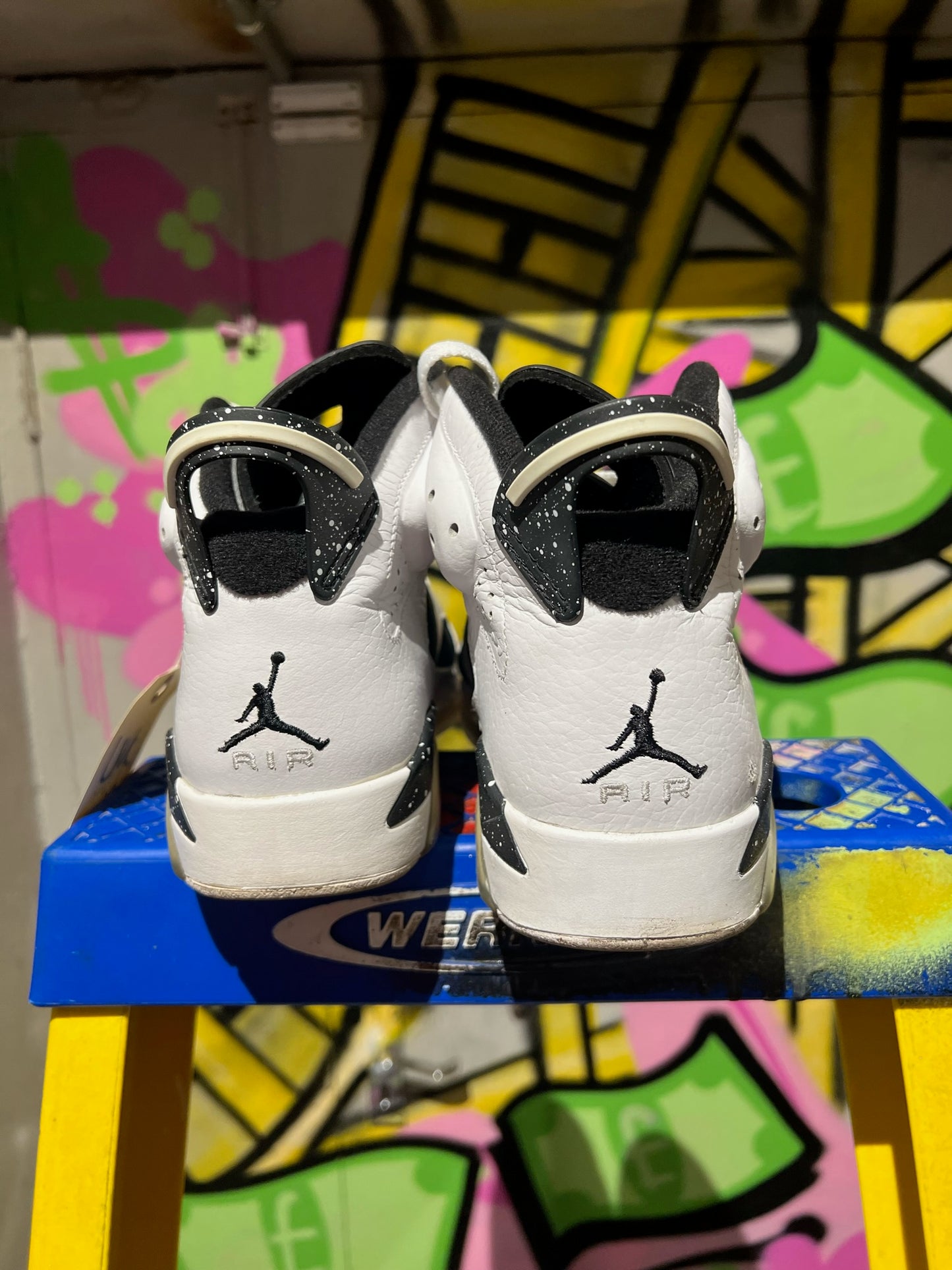 AIR JORDAN 6 RETRO