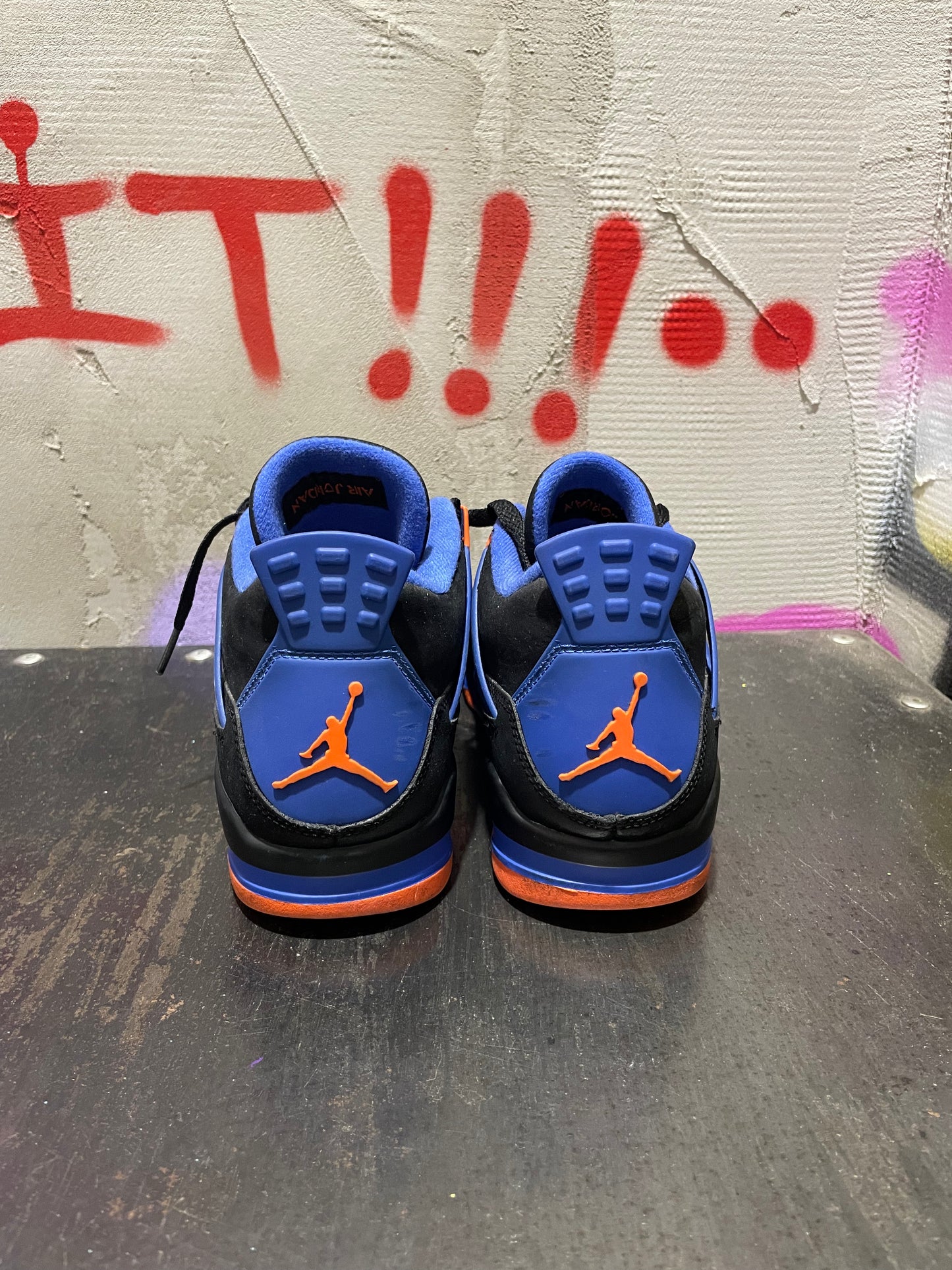 AIR JORDAN 4 RETRO 'CAVS' (NO BOX)