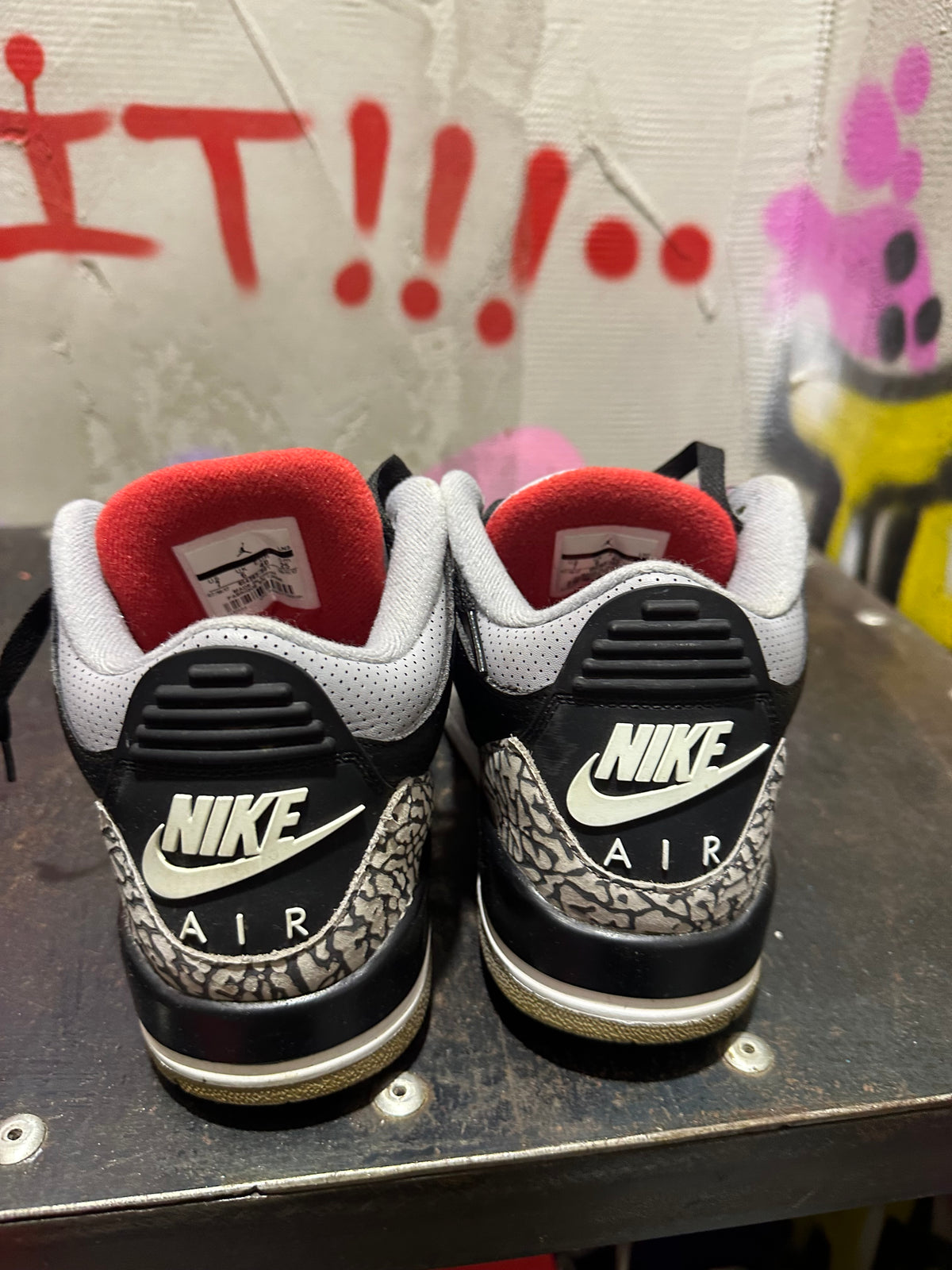 AIR JORDAN 3 CEMENT
