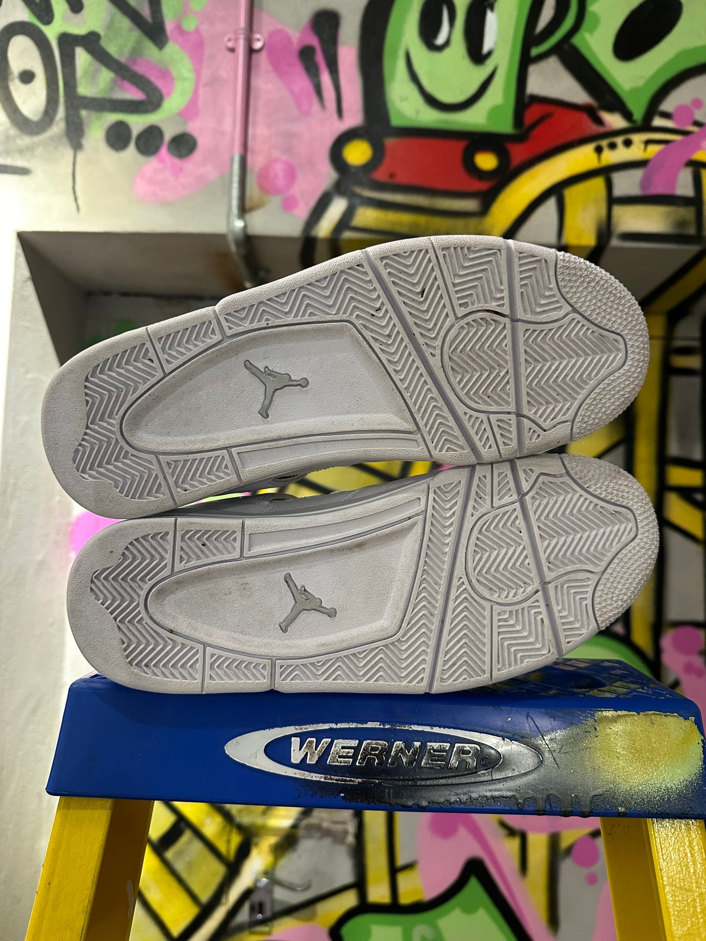 JORDAN 4 PURE MONEY