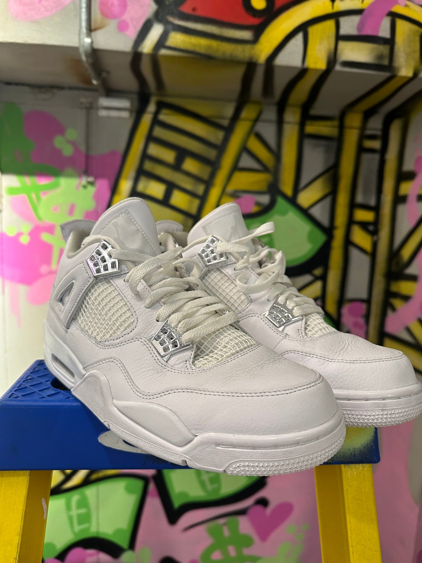 JORDAN 4 PURE MONEY