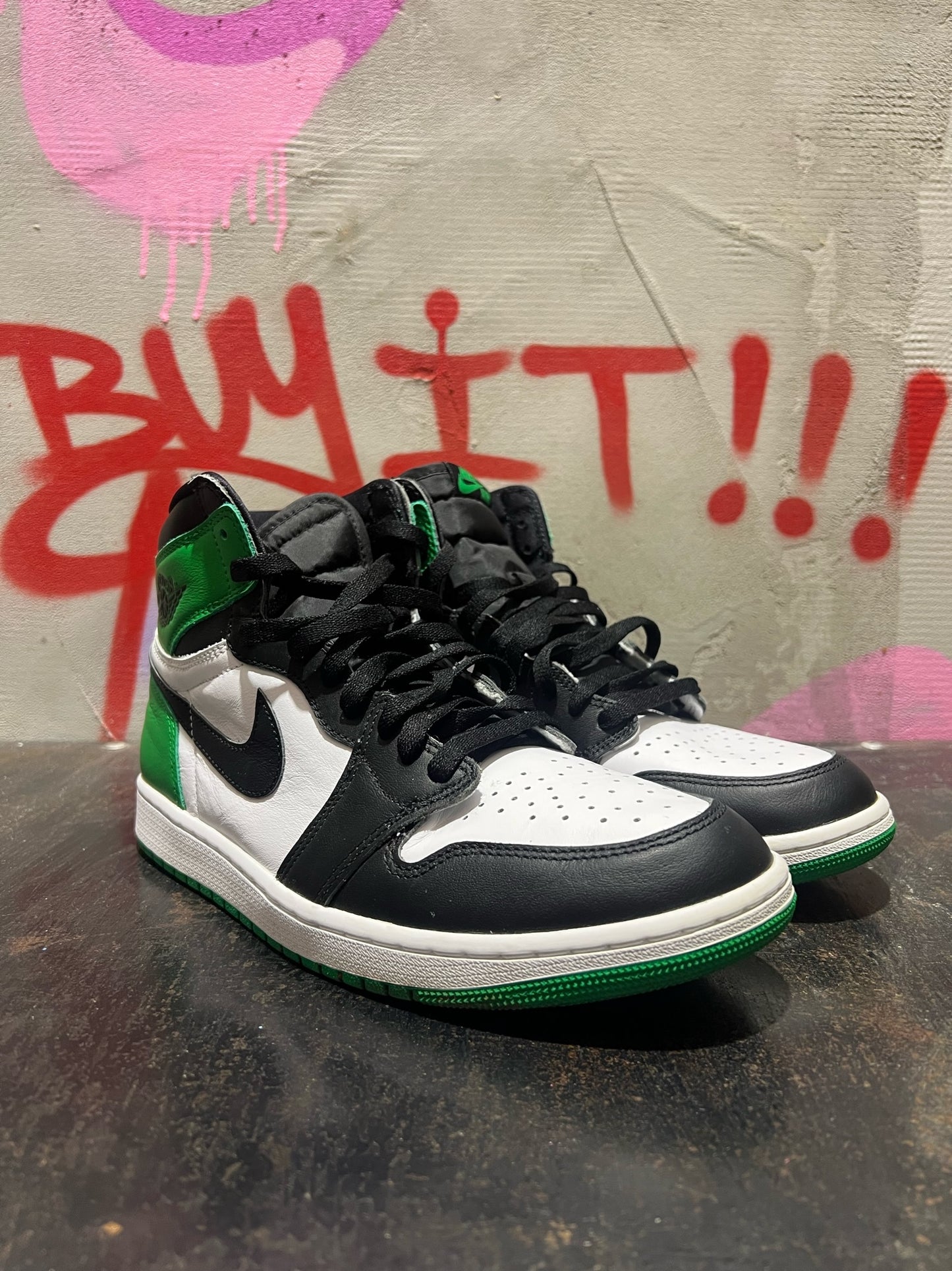 AIR JORDAN 1 RETRO HIGH LUCKY GREEN