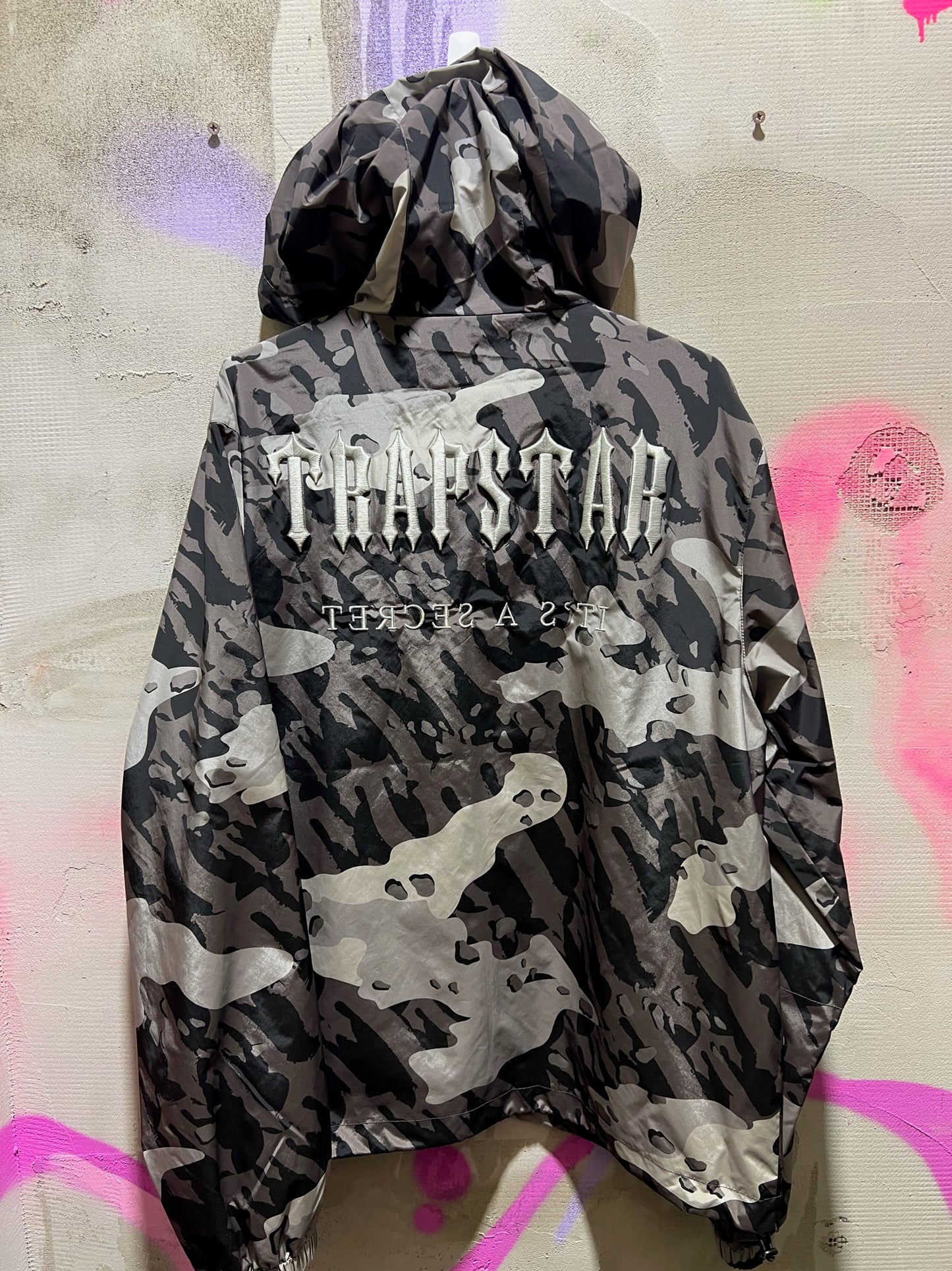 TRAPSTAR BLACK GREY CAMO WINDBREAKER