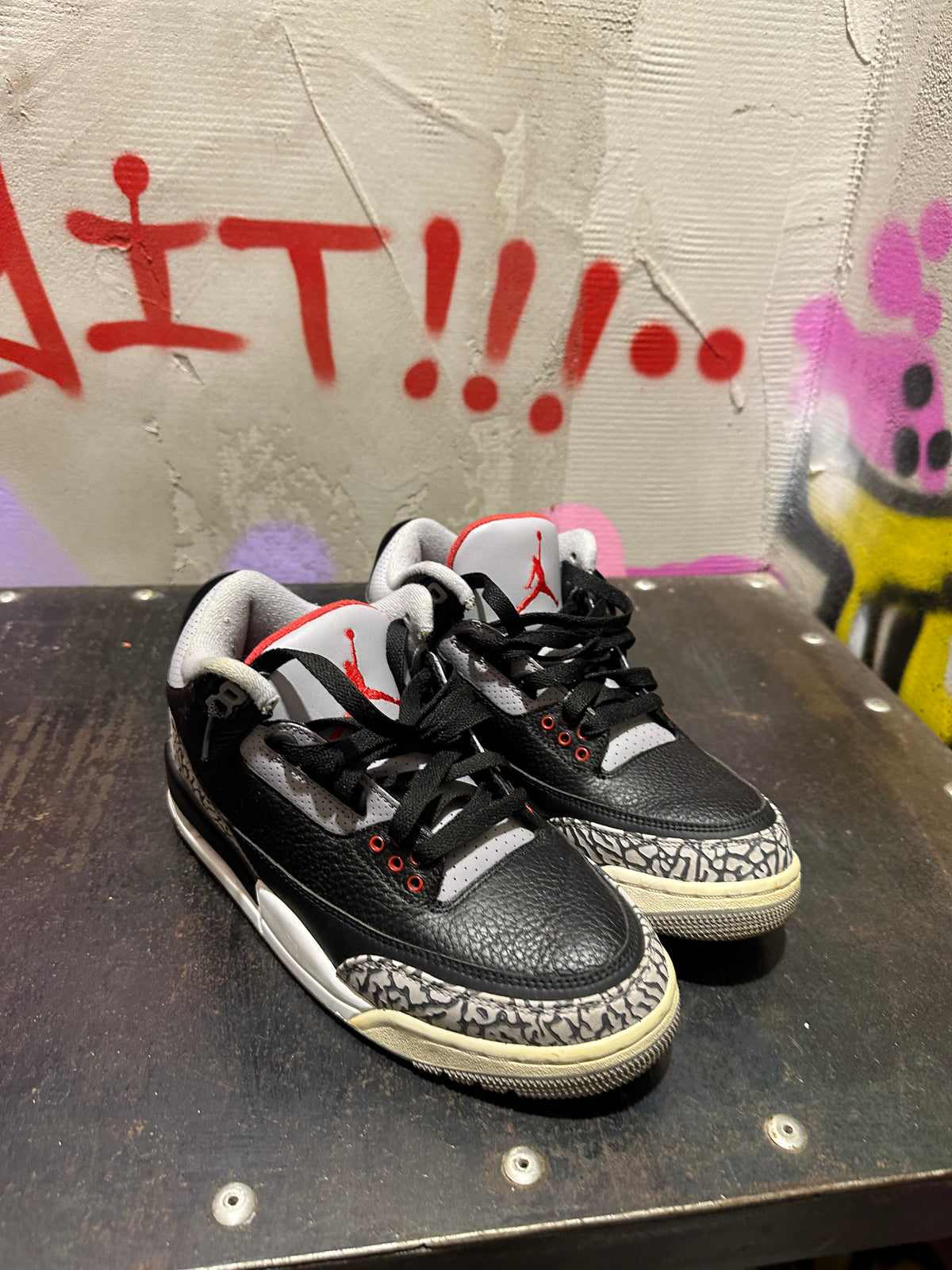 AIR JORDAN 3 CEMENT