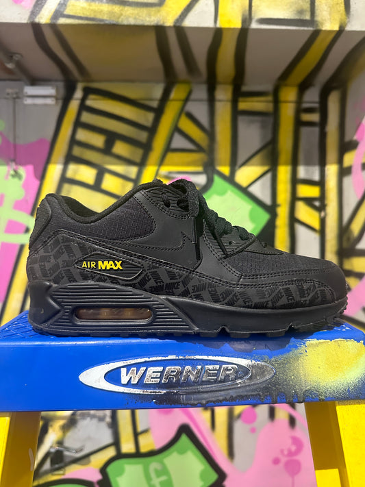 Air Max 90 Essential