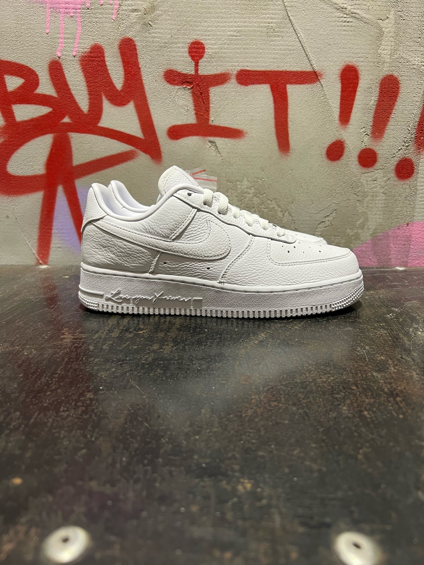 NIKE AIR FORCE 1 NOCTA