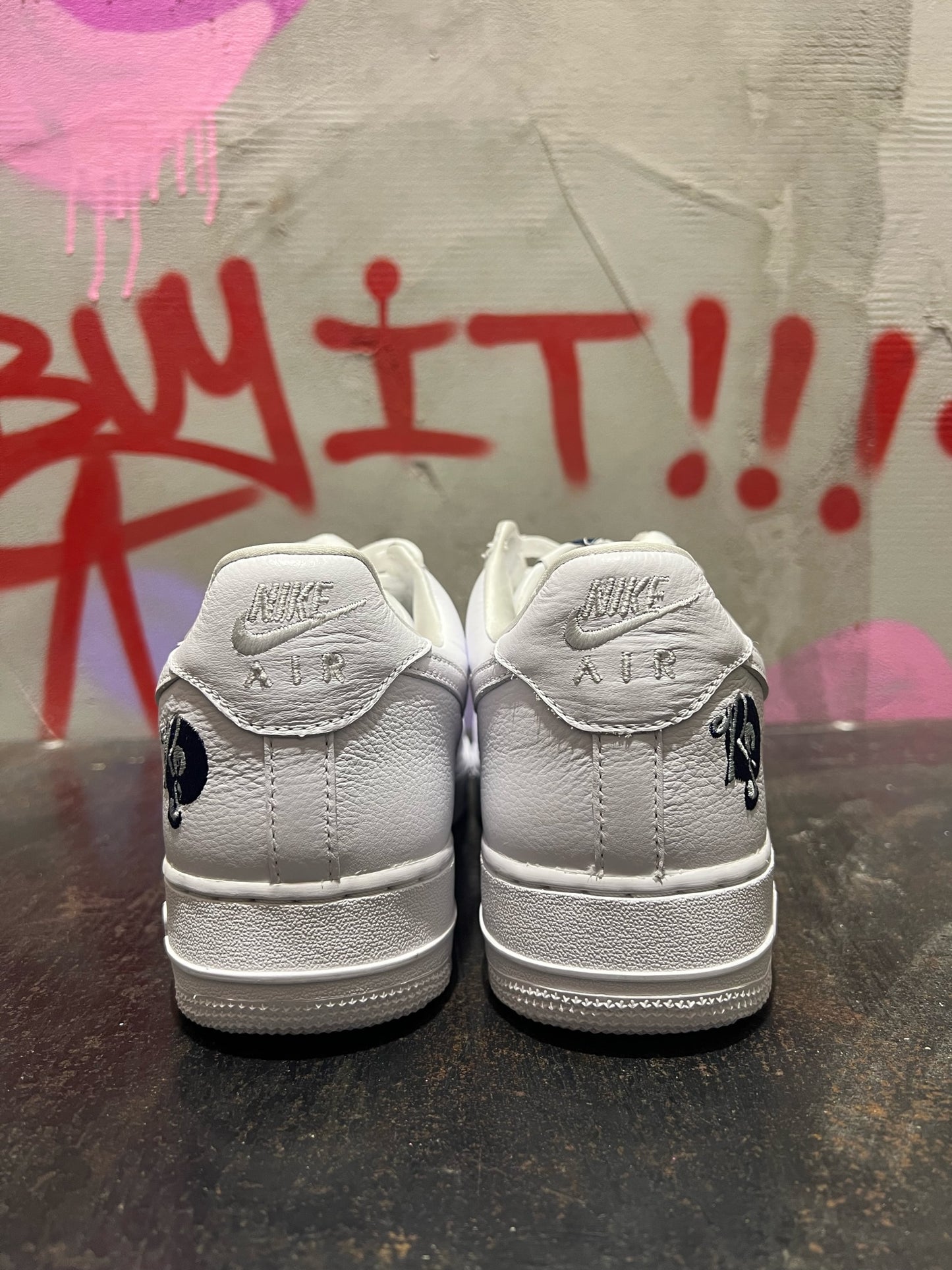 NIKE AIR FORCE 1 JAY-Z