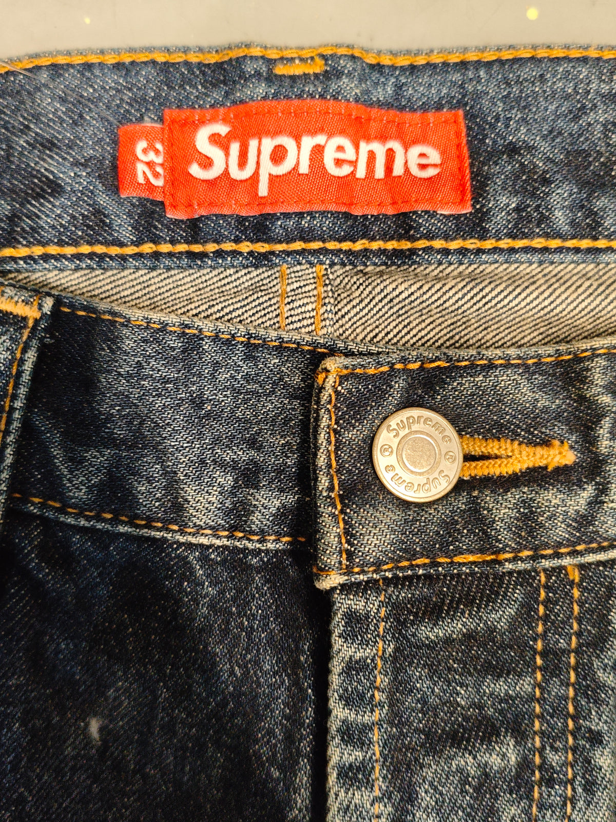 Supreme Faded Jeans