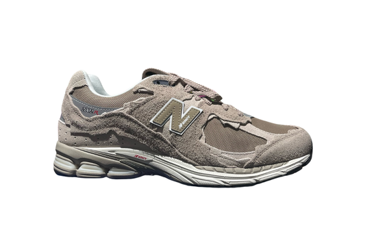 NEW BALANCE 2002R PROTECTION PACK KHAKI GREY