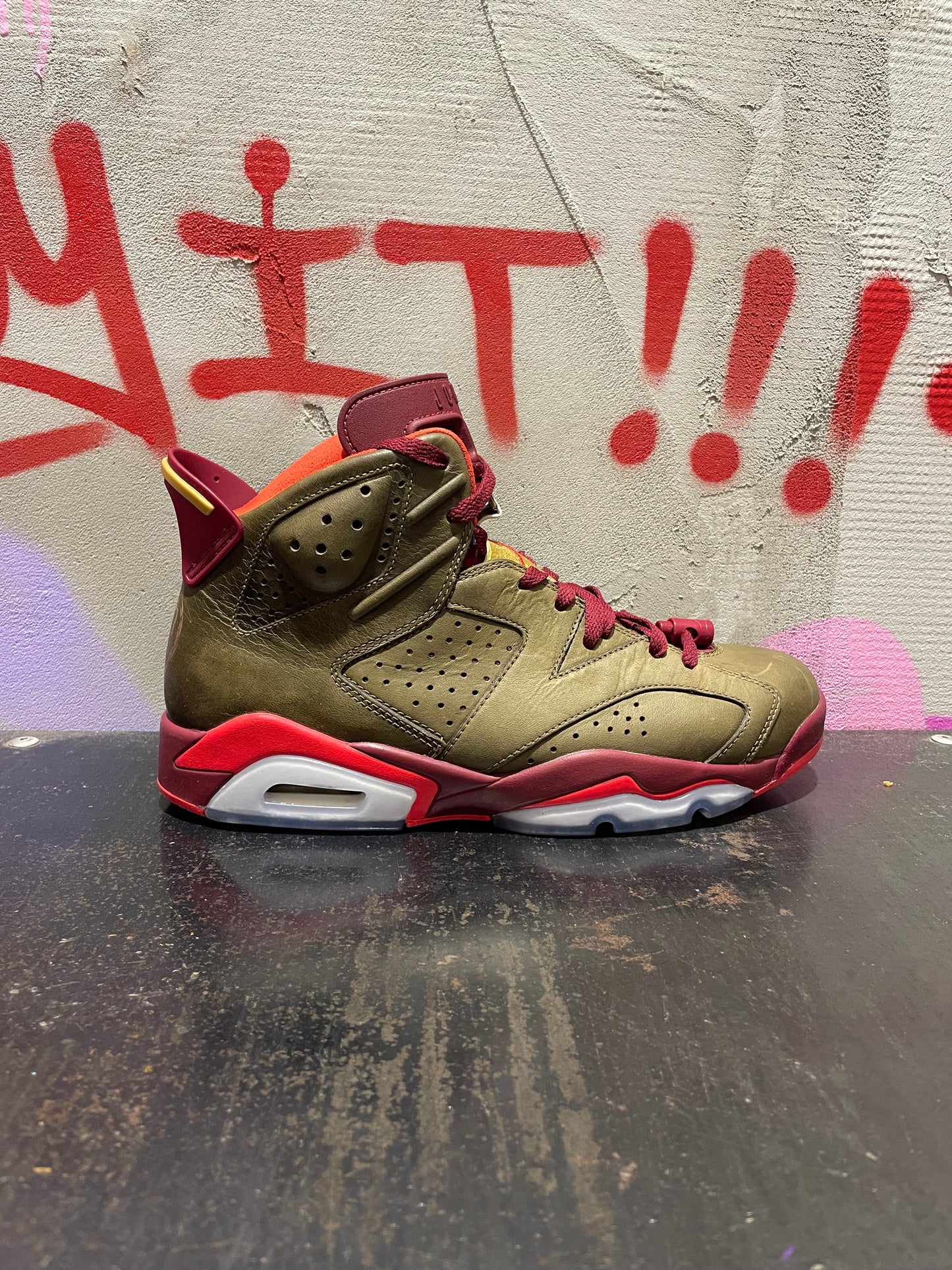 AIR JORDAN 6 RETRO CHAMPAGNE CIGAR